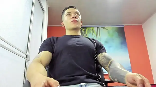 Snapshot of aquiles_51 chatting on 02.26.26 aquiles 51 online show from 02.26.26