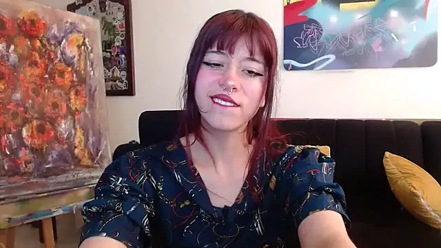 SuzzyyM online show from 10.02.25