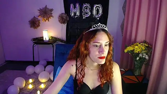 Snapshot of IsaBaileys_ chatting on 12.23.24 IsaBaileys online show from 12.23.24