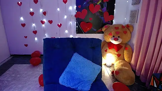 Snapshot of IsaBaileys_ chatting on 02.15.25 IsaBaileys online show from 02.15.25
