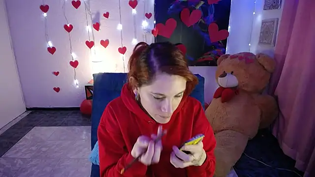 Snapshot of IsaBaileys_ chatting on 02.18.25 IsaBaileys online show from 02.18.25