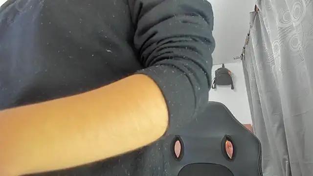 Snapshot of saralolo420 chatting on 01.14.25 saralolo420 online show from 01.14.25