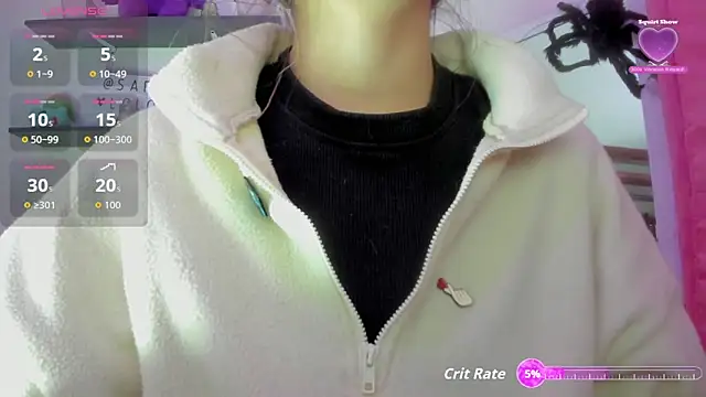 Snapshot of saralolo420 chatting on 10.31.25 saralolo420 online show from 10.31.25