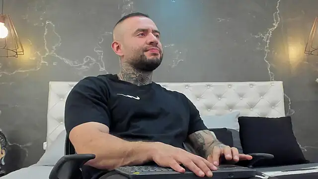 BruceDallas online show from 02.23.25