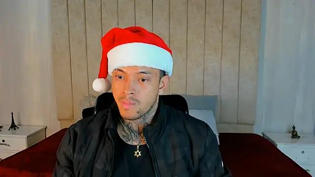 Snapshot of Stiven_collins chatting on 12.12.24 Stiven collins online show from 12.12.24