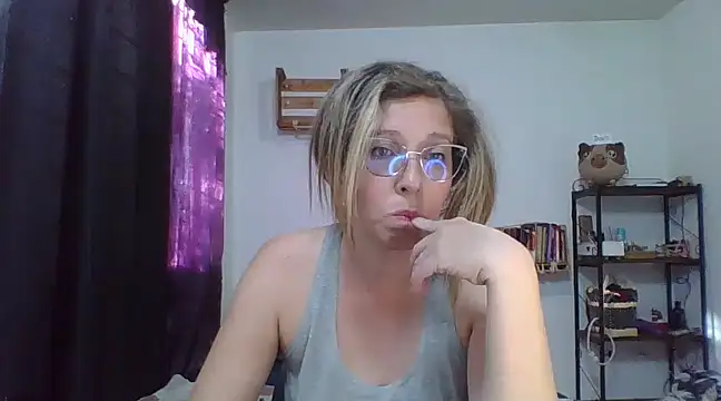 Snapshot of charlott_ponce chatting on 01.29.25 charlott ponce online show from 01.29.25