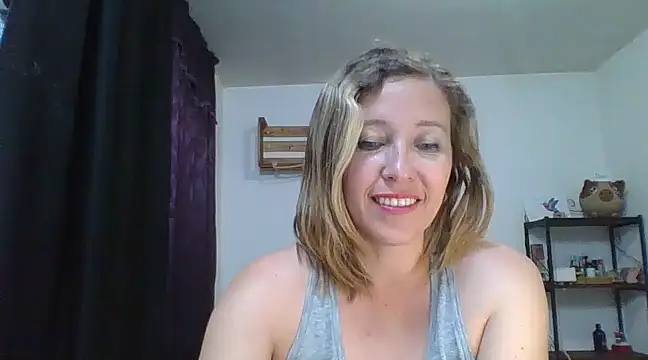 Snapshot of charlott_ponce chatting on 02.11.25 charlott ponce online show from 02.11.25
