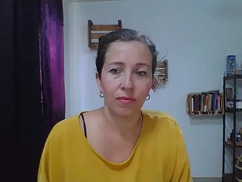 Snapshot of charlott_ponce chatting on 09.24.25 charlott ponce online show from 09.24.25