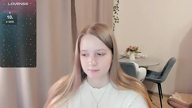 Snapshot of Alyaley chatting on 02.13.26 Alyaley online show from 02.13.26