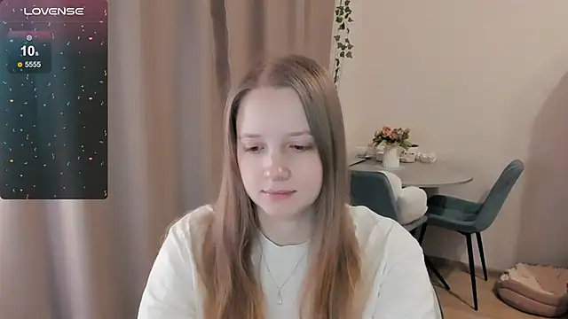 Snapshot of Alyaley chatting on 02.16.26 Alyaley online show from 02.16.26