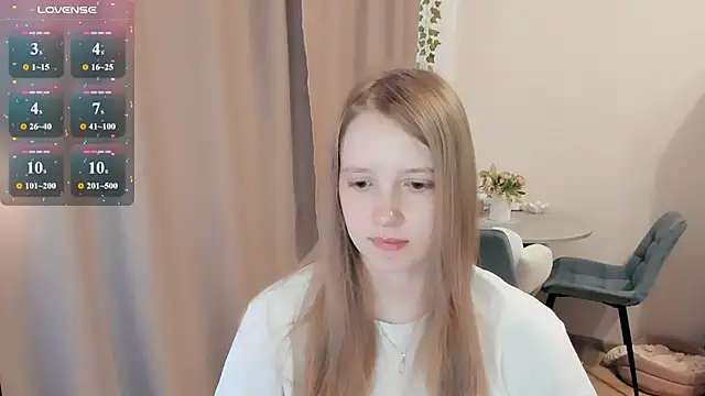 Snapshot of Alyaley chatting on 07.10.26 Alyaley online show from 07.10.26