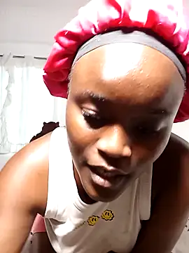 Bella045 online show from 12.22.24