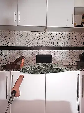 Bella045 online show from 09.22.25