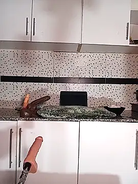 Bella045 online show from 09.26.25