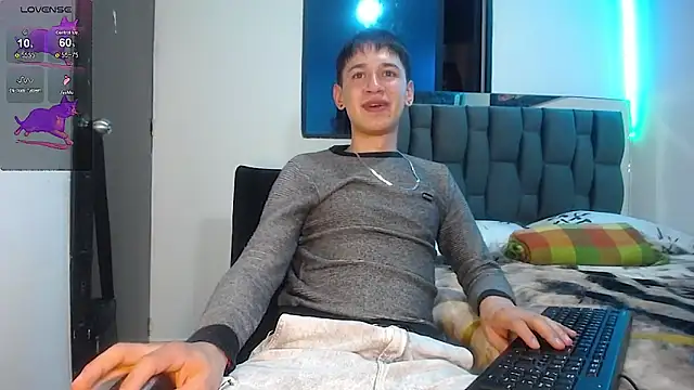 Snapshot of Mr_daren_ chatting on 02.20.25 Mr daren online show from 02.20.25