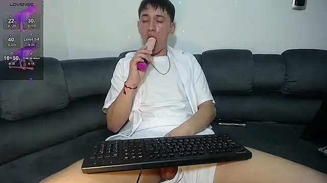 Snapshot of Mr_daren_ chatting on 03.09.25 Mr daren online show from 03.09.25