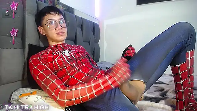 Snapshot of Mr_daren_ chatting on 03.10.25 Mr daren online show from 03.10.25