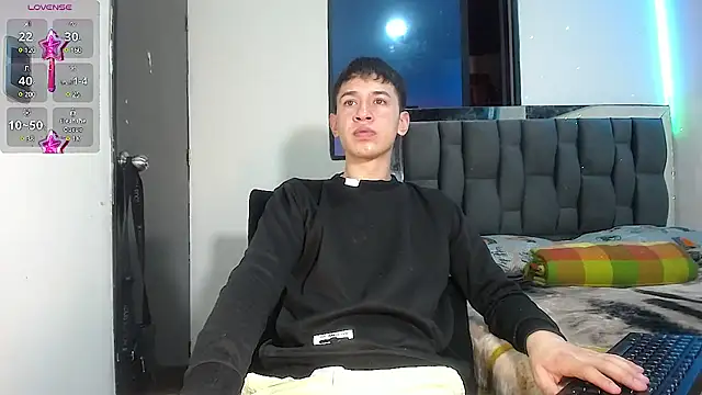 Snapshot of Mr_daren_ chatting on 03.18.25 Mr daren online show from 03.18.25