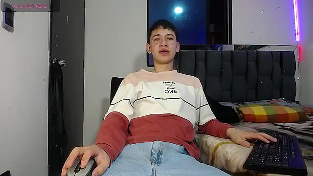 Snapshot of Mr_daren_ chatting on 03.19.25 Mr daren online show from 03.19.25