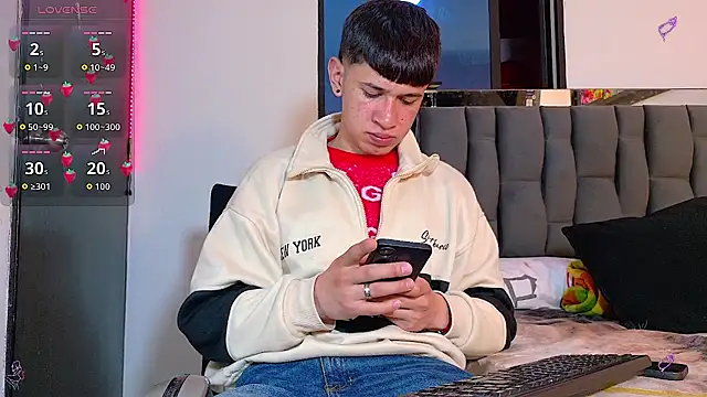 Snapshot of Mr_daren_ chatting on 09.15.25 Mr daren online show from 09.15.25