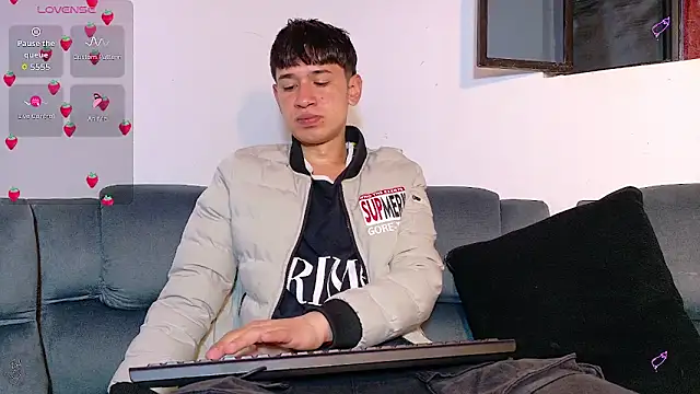 Snapshot of Mr_daren_ chatting on 09.30.25 Mr daren online show from 09.30.25