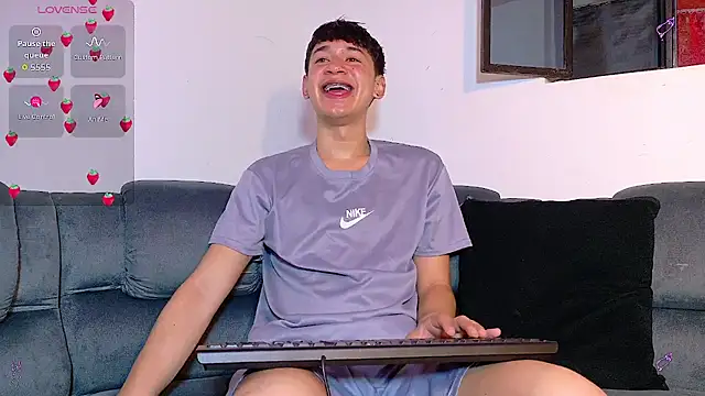 Snapshot of Mr_daren_ chatting on 10.09.25 Mr daren online show from 10.09.25