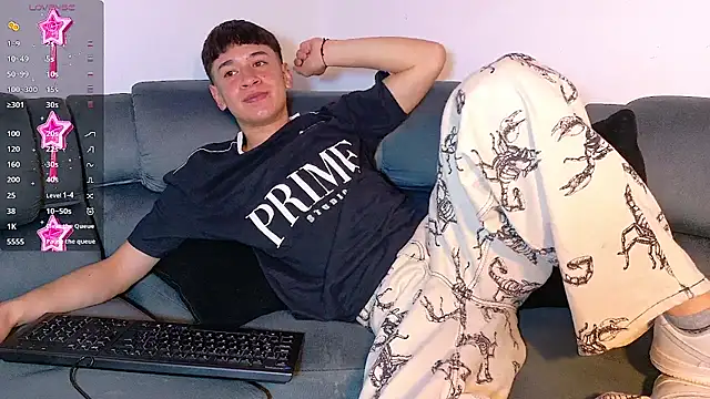 Mr daren  online show from 11.03.25