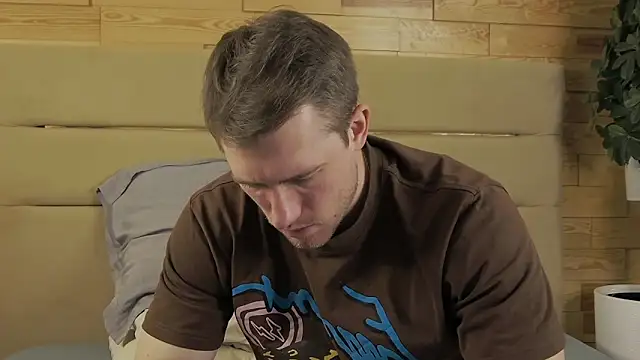 Snapshot of EthanPinkman chatting on 10.09.25 EthanPinkman online show from 10.09.25