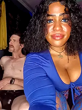 Snapshot of AmazonianMistress chatting on 12.31.24 AmazonianMistress online show from 12.31.24