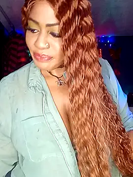 Snapshot of AmazonianMistress chatting on 01.05.25 AmazonianMistress online show from 01.05.25