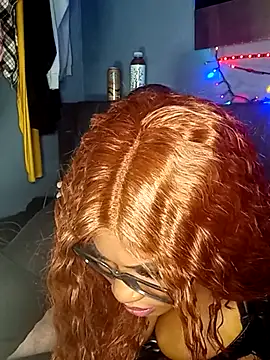 Snapshot of AmazonianMistress chatting on 01.19.25 AmazonianMistress online show from 01.19.25