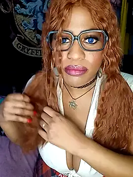 Snapshot of AmazonianMistress chatting on 02.02.25 AmazonianMistress online show from 02.02.25