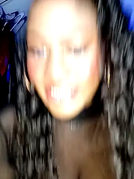 Snapshot of AmazonianMistress chatting on 03.13.25 AmazonianMistress online show from 03.13.25