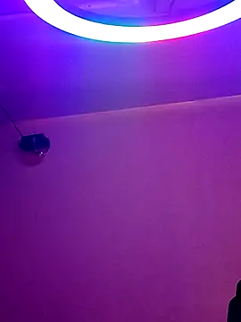 Snapshot of AmazonianMistress chatting on 09.23.25 AmazonianMistress online show from 09.23.25