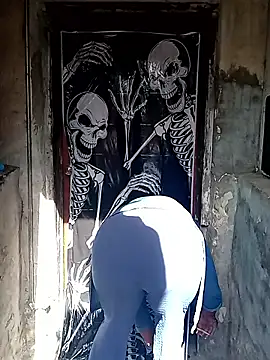 Snapshot of AmazonianMistress chatting on 10.02.25 AmazonianMistress online show from 10.02.25