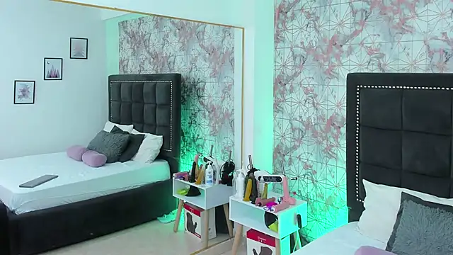 AnyLeonhard online show from 02.04.25