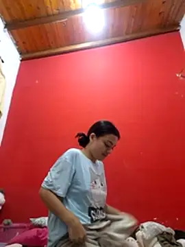 Snapshot of littlemelii chatting on 01.03.25 littlemelii online show from 01.03.25