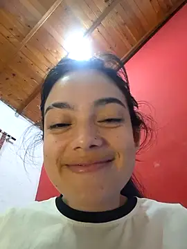 Snapshot of littlemelii chatting on 01.10.25 littlemelii online show from 01.10.25