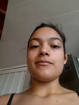 Snapshot of littlemelii chatting on 01.19.25 littlemelii online show from 01.19.25