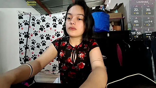 Snapshot of littlemelii chatting on 10.15.25 littlemelii online show from 10.15.25