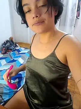 littlemelii online show from 04.22.26