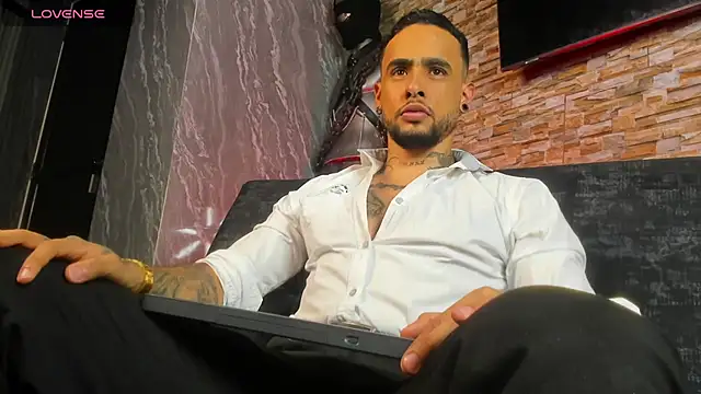 Seth Owner online show from 08.05.26