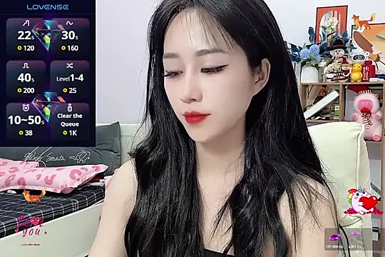  LLisa  online show from 12.21.24