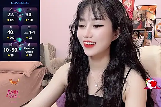  LLisa  online show from 03.14.25