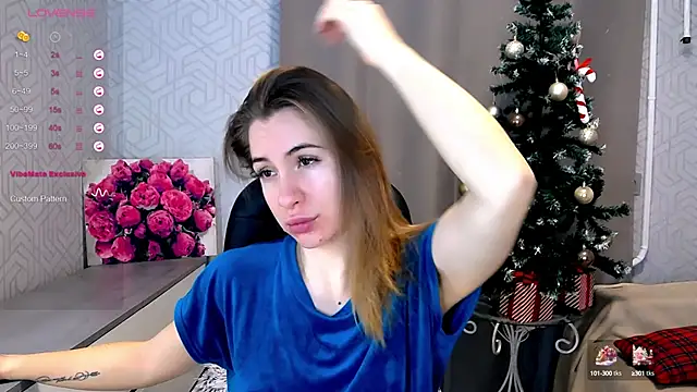 Snapshot of Naughty__Megan chatting on 01.12.25 Naughty Megan online show from 01.12.25