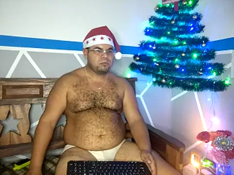 Snapshot of Evert_hairyboy chatting on 12.19.25 Evert hairyboy online show from 12.19.25