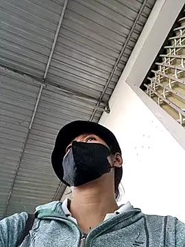 2HotAsain4u online show from 11.15.25