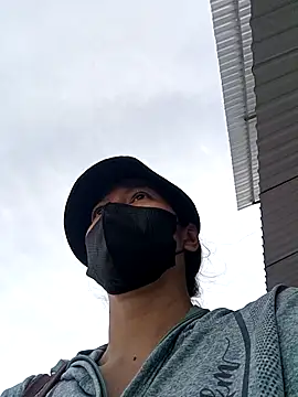 2HotAsain4u online show from 11.28.25