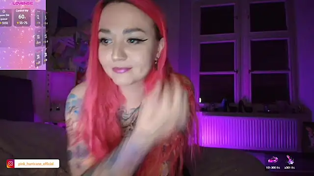 Snapshot of PinkHurricaneOfficial chatting on 01.20.25 PinkHurricaneOfficial online show from 01.20.25