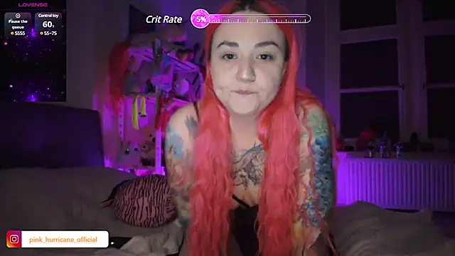 Snapshot of PinkHurricaneOfficial chatting on 02.06.25 PinkHurricaneOfficial online show from 02.06.25